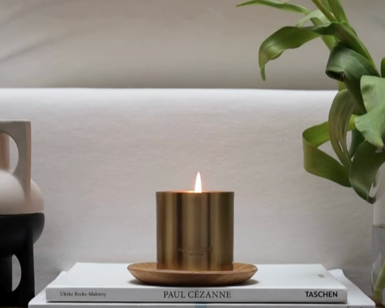 The_Muses_Candle_Living_Room.png